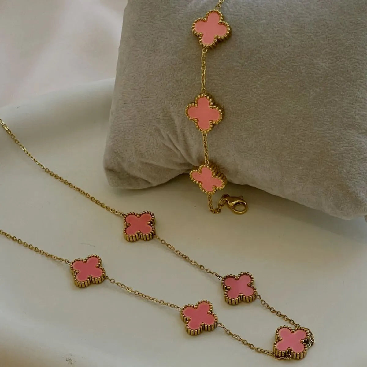 Collier et Bracelet Trèfles Roses